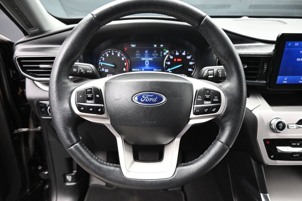 Certified 2023 Ford Explorer XLT w/ Equipment Group 202A RWD image 12