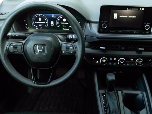 Used 2025 Honda Accord SE image 18