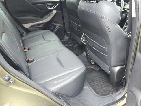 Used 2023 Subaru Forester Limited AWD/4WD image 10