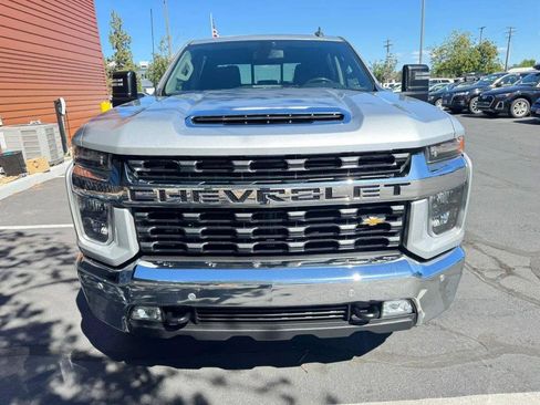 Used 2022 Chevrolet Silverado 2500 LT w/ All Star Edition AWD/4WD image 8