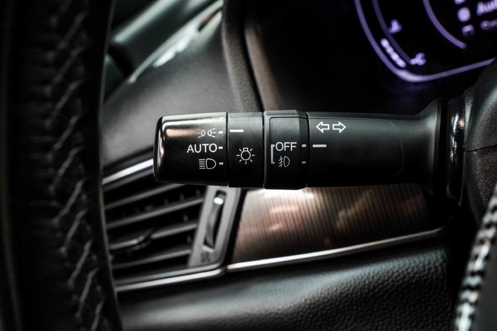 Used 2019 Honda Accord Sport image 37