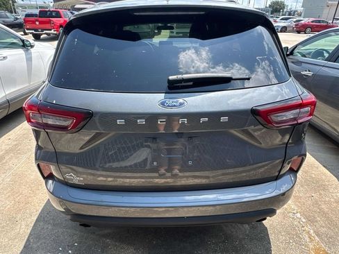 Used 2024 Ford Escape ST-Line FWD image 7