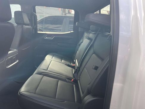 Used 2022 GMC Sierra 1500 Denali w/ Denali Reserve Package image 12