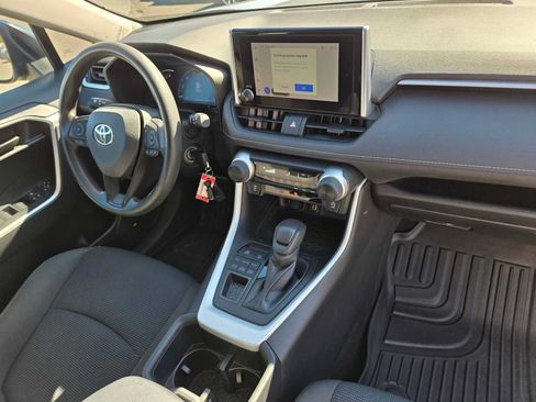 Certified 2023 Toyota RAV4 LE AWD/4WD image 14