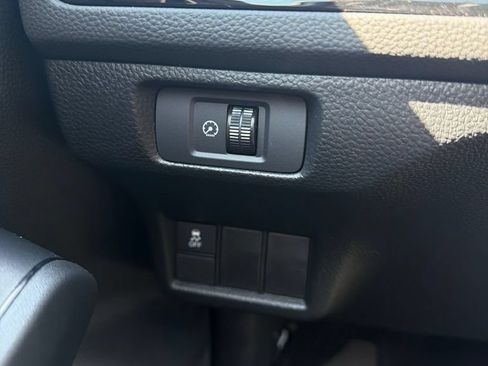 Used 2025 Honda Civic Sport image 16