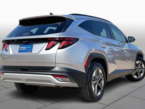 Certified 2025 Hyundai Tucson SEL image 12