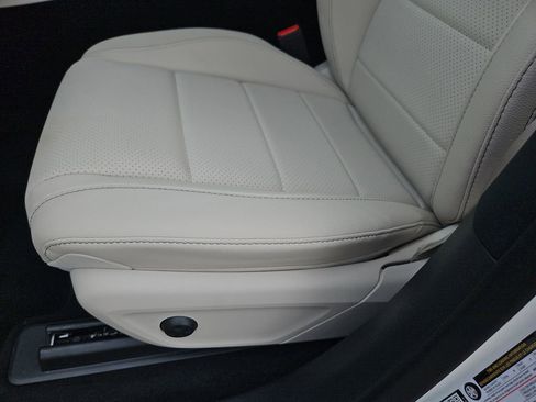 New 2026 Mercedes-Benz GLE 350 4MATIC image 21