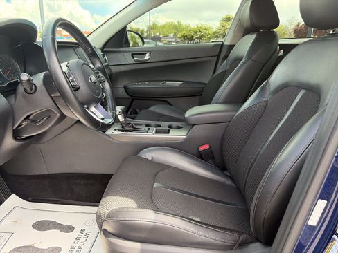 Used 2019 Kia Optima S w/ S Panoramic Sunroof Package FWD image 11