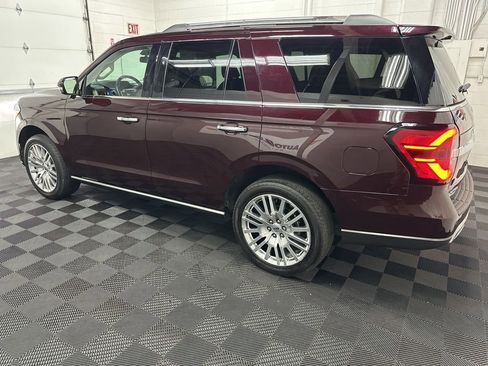 Used 2024 Ford Expedition Limited image 6