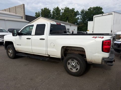 Used 2019 Chevrolet Silverado 2500 W/T AWD/4WD image 6