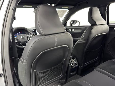 Used 2023 Volvo C40 P8 Recharge Ultimate w/ Protection Package Premier image 33