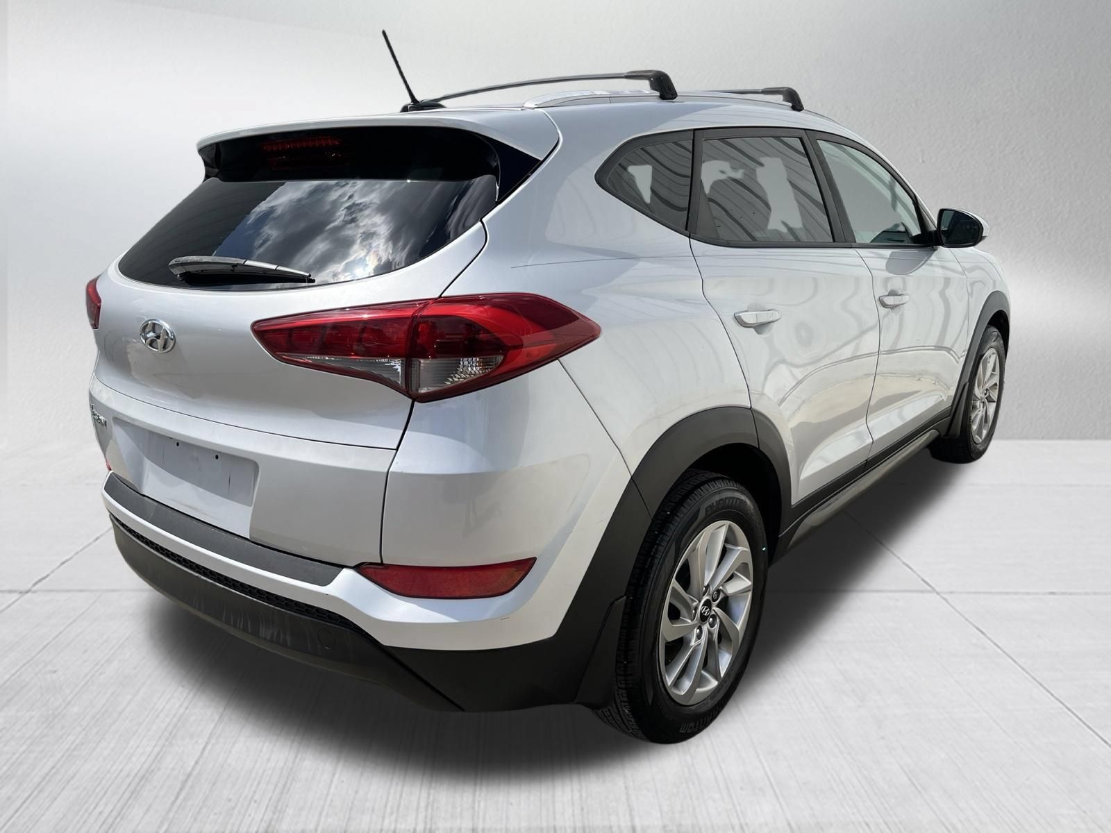 Used 2016 Hyundai Tucson SE w/ Option Group 02 FWD image 9