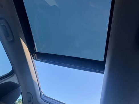 Used 2018 GMC Terrain SLE w/ Driver Convenience Package image 29