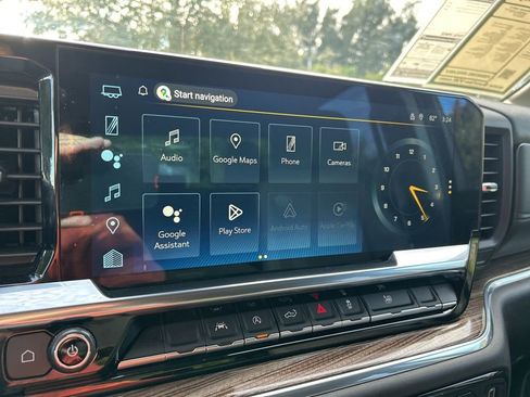 Used 2025 Chevrolet Silverado 1500 LT image 31