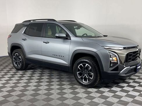 New 2025 Chevrolet Equinox ACTIV image 2