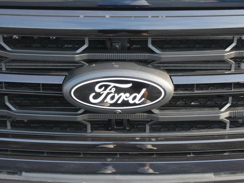 New 2026 Ford F150 XLT w/ Equipment Group 302A MID AWD/4WD image 9