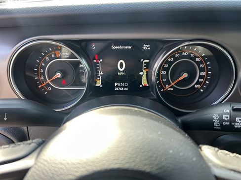 Used 2022 Jeep Wrangler Sport S image 13