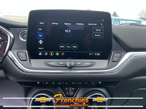 Used 2023 Chevrolet Blazer LT w/ Driver Confidence Package AWD/4WD image 16