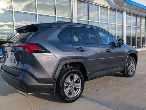 Used 2022 Toyota RAV4 XLE image 10