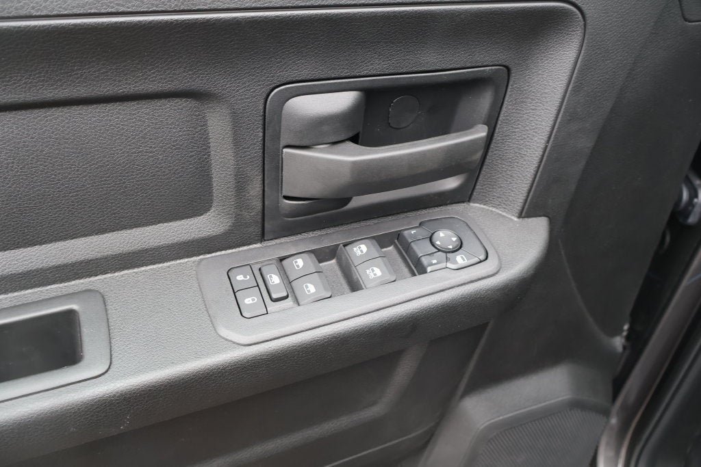 Used 2025 RAM 2500 Tradesman AWD/4WD image 16