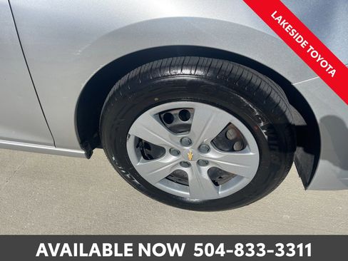 Used 2017 Chevrolet Cruze LS image 13