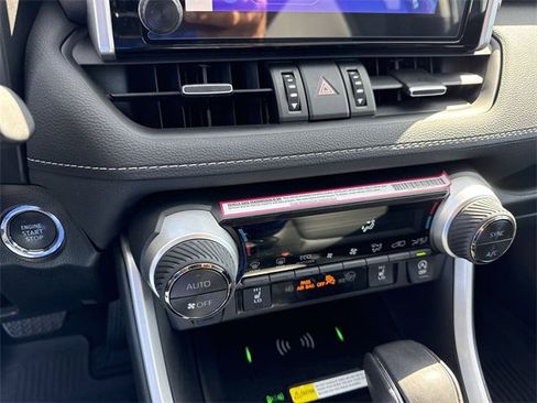 Used 2024 Toyota RAV4 XLE Premium image 19