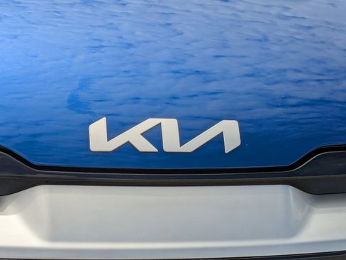 Certified 2023 Kia Sportage EX image 13