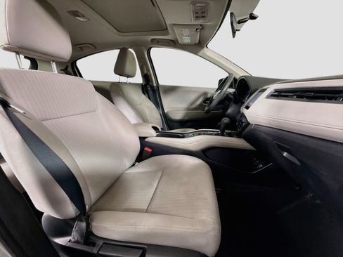 Used 2016 Honda HR-V EX image 29