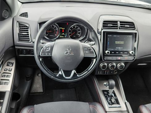 Used 2024 Mitsubishi Outlander Sport ES AWD/4WD image 9