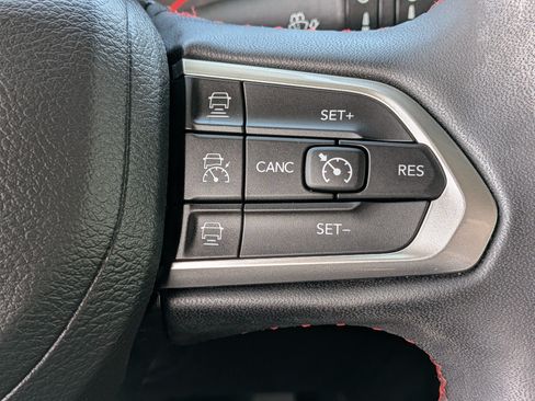 Used 2022 Jeep Compass Trailhawk w/ Sun and Sound Group AWD/4WD image 29