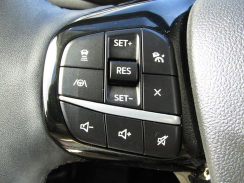 Used 2022 Ford Escape SEL image 21