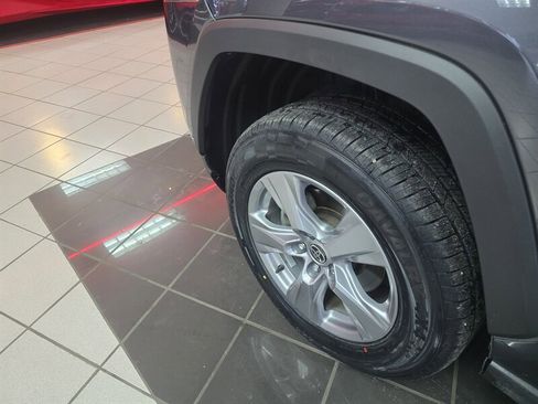 Used 2022 Toyota RAV4 XLE image 34