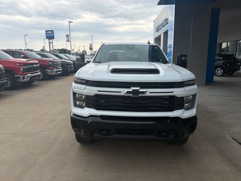 New 2026 Chevrolet Silverado 2500 Custom w/ Custom Value Package AWD/4WD image 10
