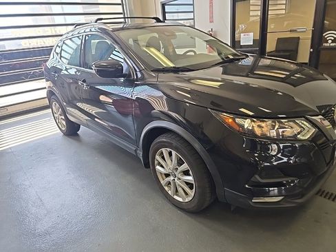 Used 2020 Nissan Rogue Sport SV w/ All-Weather Package image 5