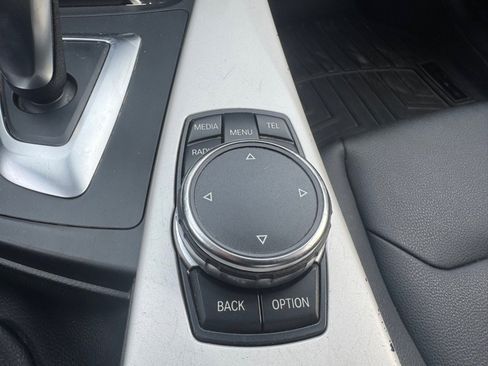 Used 2016 BMW 320i xDrive Sedan image 14