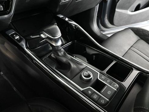 Certified 2021 Kia Sorento SX image 30