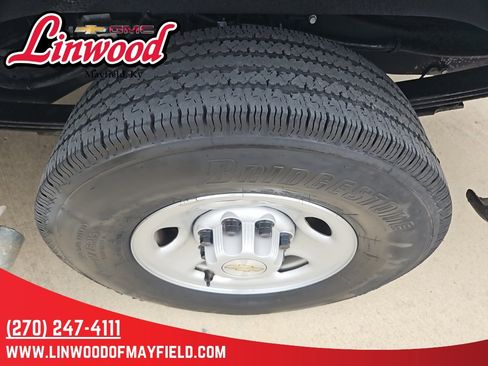 Used 2024 Chevrolet Express 2500 w/ Driver Convenience Package image 7