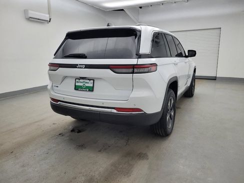 Used 2022 Jeep Grand Cherokee Limited 4xe image 7