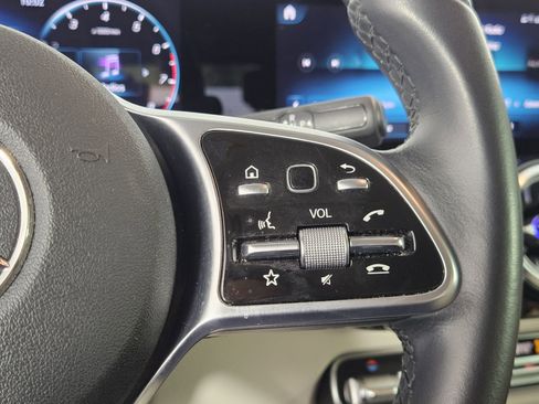 Used 2022 Mercedes-Benz GLA 250 image 23