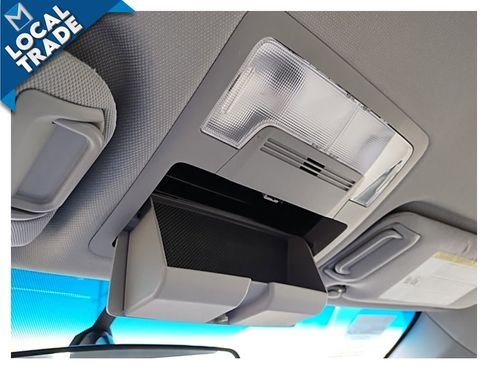 Used 2015 Toyota Camry XSE image 38