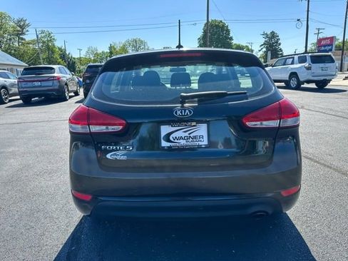 Used 2017 Kia Forte LX FWD image 7