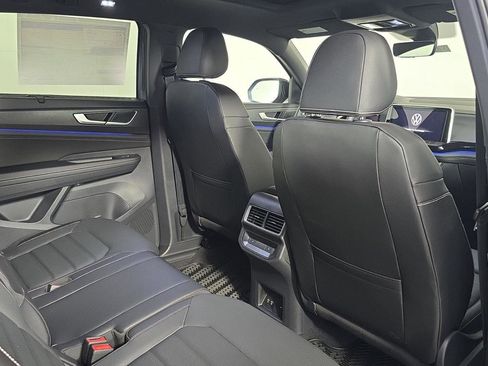 New 2026 Volkswagen Atlas Cross Sport SEL R-Line AWD/4WD image 14