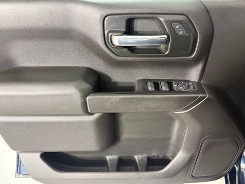 Used 2020 Chevrolet Silverado 1500 Custom w/ Custom Value Package RWD image 24