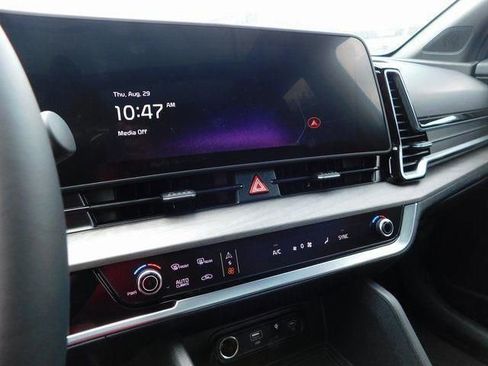 Used 2024 Kia Sportage X-Line w/ X-Line Premium Package image 36