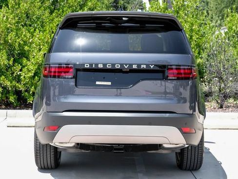 New 2026 Land Rover Discovery S AWD/4WD image 11