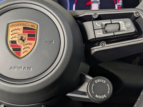 New 2026 Porsche Macan 4 Electric AWD/4WD image 40