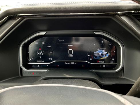 Used 2024 GMC Sierra 2500 AT4X image 26