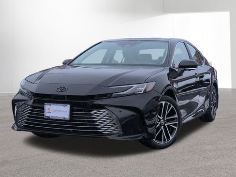 New 2026 Toyota Camry XLE image 1
