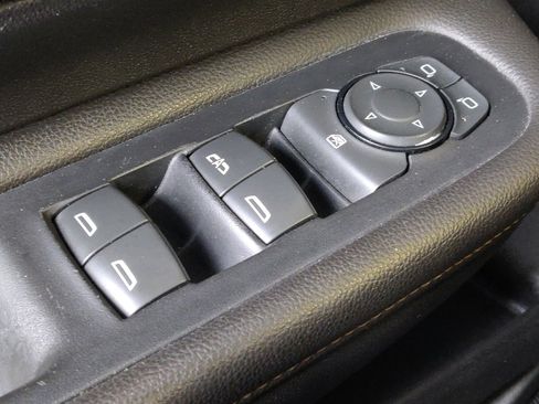 Used 2020 GMC Terrain SLT AWD/4WD image 27