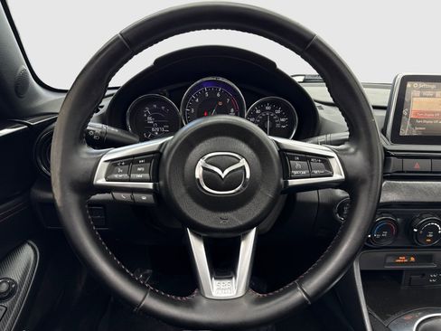 Used 2016 MAZDA MX-5 Miata Club image 36